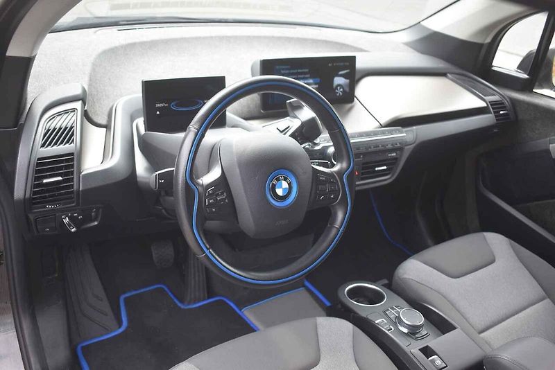 Otestovali jsme jeden z prvních elektromobilů na trhu.
