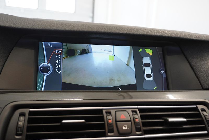 BMW Řada 5 535D SEDAN XDRIVE STEPTRONIC - fotka 19 z 32