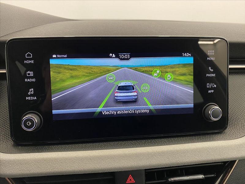 Škoda Kamiq 1,0 TSI 85kW Top Selection - fotka 14 z 30