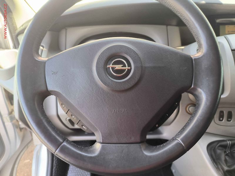 Opel Vivaro (2009) 2.5CDTi WESTFALIA, Life, TZ - fotka 22 z 24