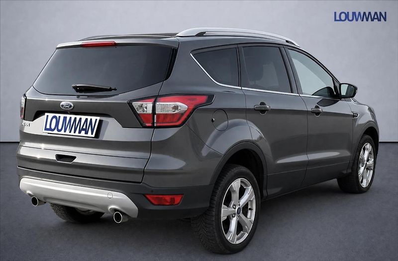 Ford Kuga 2,0 TDCi Titanium 4x4 - fotka 2 z 16