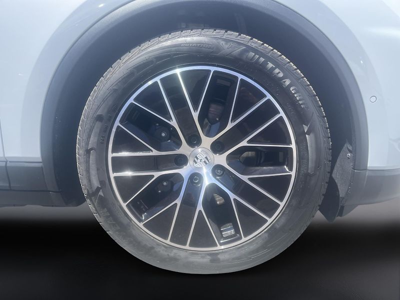 Porsche Macan 4 - fotka 11 z 24