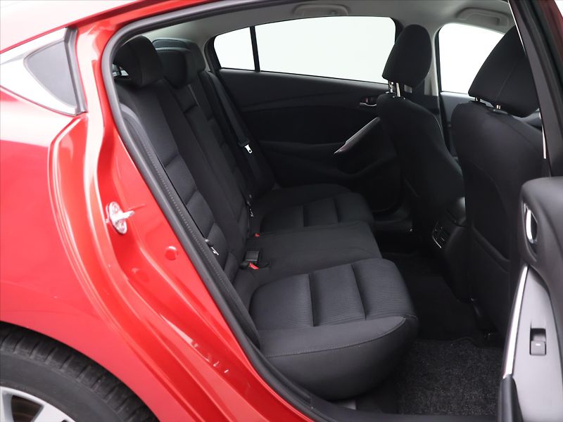 Mazda 6 2.0 107kW Center-Line 1.Maj. - fotka 12 z 30