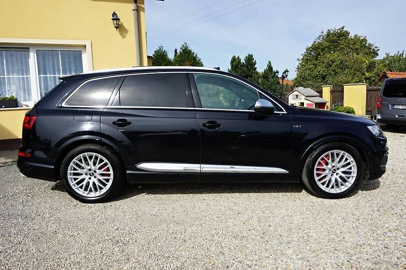 Audi SQ7 (2017) SQ 4,0 TDI V8 320 kW - fotka 3 z 55