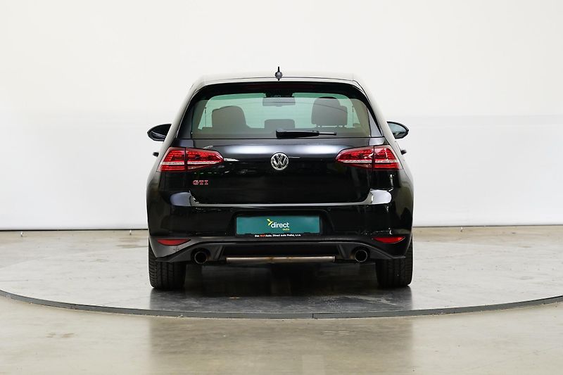 Volkswagen Golf - fotka 6 z 25