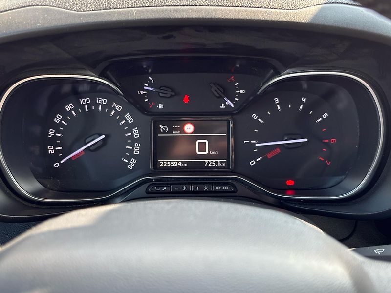 Citroën Berlingo Feel - fotka 11 z 23