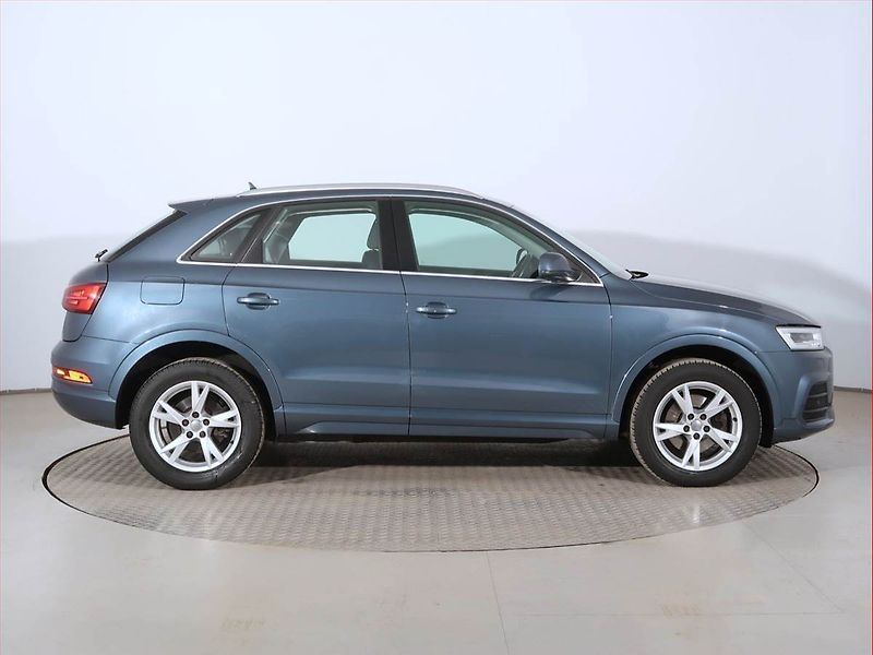 Audi Q3 (2016) 2.0 TDI, 4X4, Automat, Kůže - fotka 6 z 16