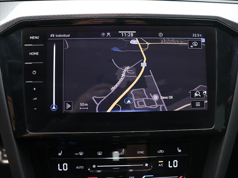 Volkswagen Passat 2,0 TDI 147kW DSG Alltrack CZ - fotka 21 z 34