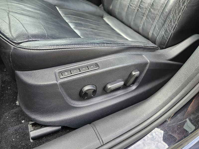 Škoda Octavia (2017) 1.6TDI HOCKEY EDITION - fotka 10 z 17