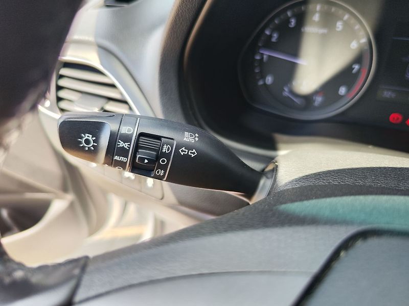 Hyundai i30 1.0 T-GDI/88kW Trikolor komfor - fotka 21 z 28