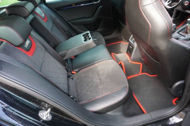 Škoda Octavia (2018) 2,0 RS - fotka 16 z 32