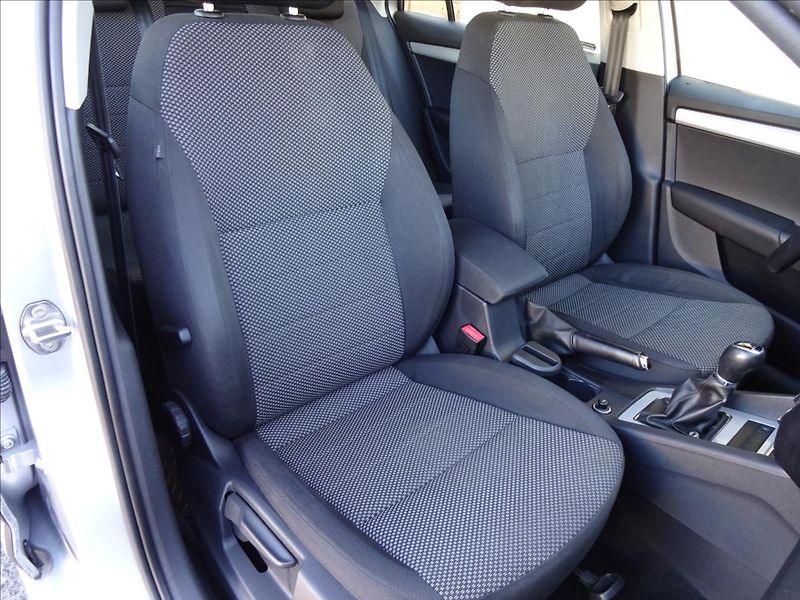 Škoda Octavia III 2,0 TDI 110kW COMBI - fotka 29 z 50