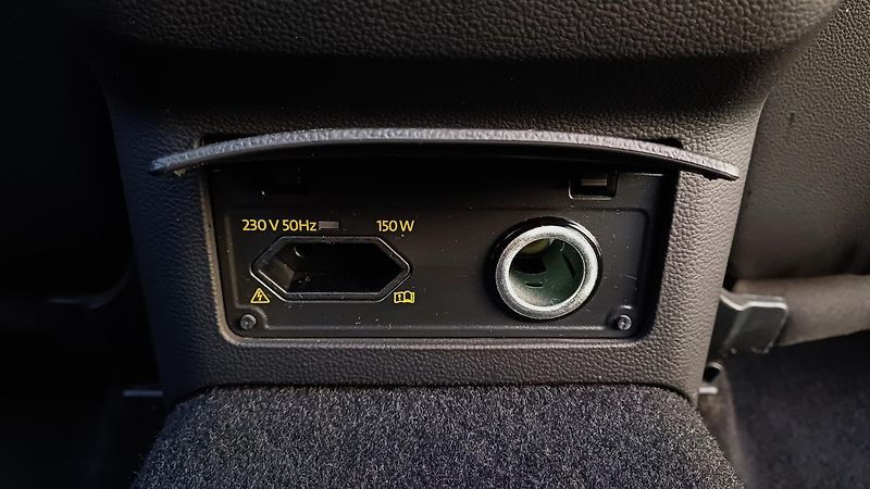 Volkswagen Passat Variant (2019) 2.0 Bi-TDI HIGHLINE - fotka 18 z 54