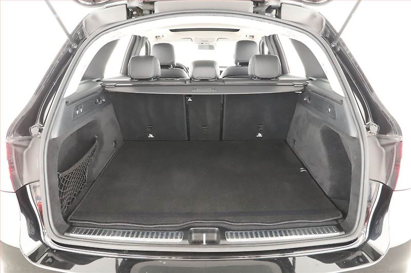 Mercedes-Benz GLC (2017) Avantgarde 250 d 4MATIC - fotka 11 z 23