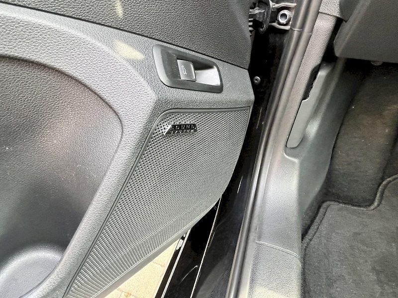 Škoda Kamiq (2021) STYLE Business Edition 1.0TSi - fotka 17 z 21