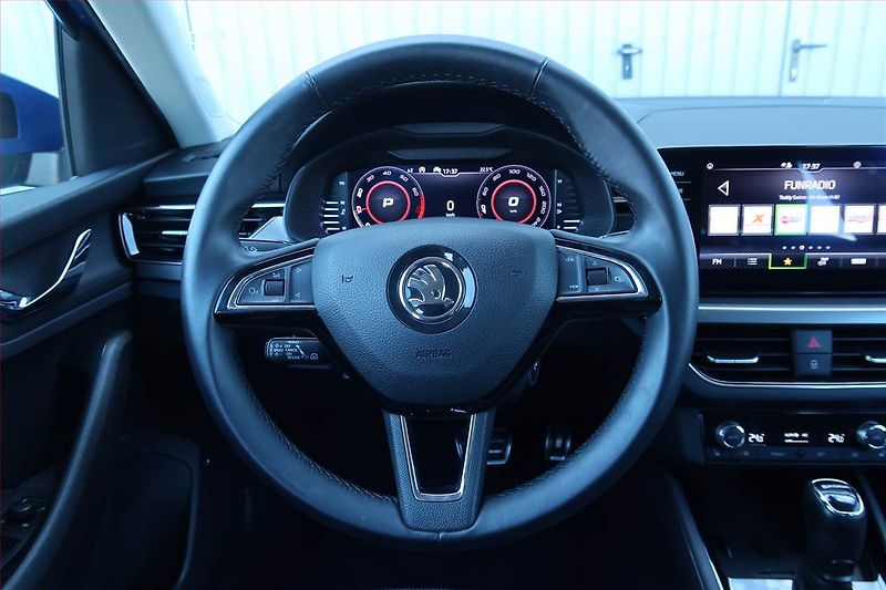 Škoda Kamiq (2019) 1.0 TSI, Automat, Navi - fotka 22 z 27