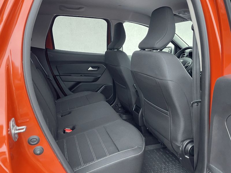 Dacia Duster (2022) PRESTIGE 1,0TCe 100k LPG - fotka 9 z 24