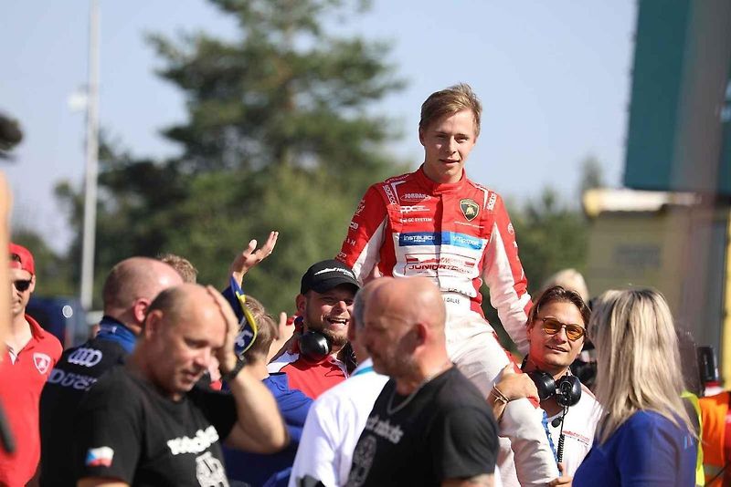 Druhý zářijový víkend patřil na Automotodromu Brno tradiční události Masaryk Racing Days.