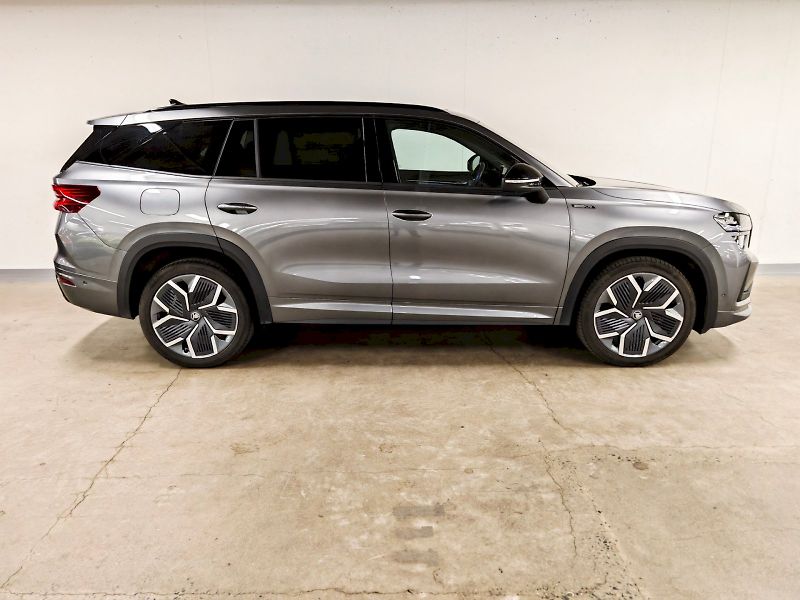 Škoda Kodiaq (2025) iV 1.5 TSI 150 kW DSG Sportlin - fotka 28 z 33