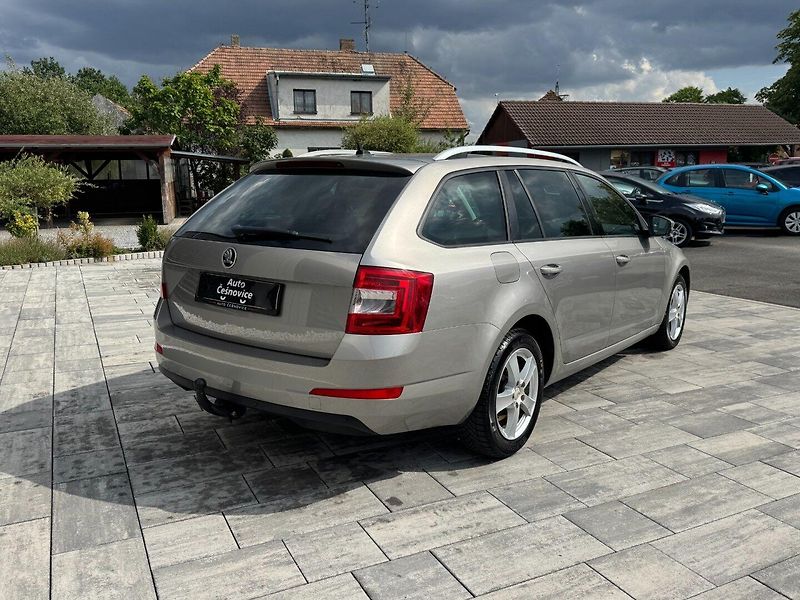 Škoda Octavia (2015) Ambition 1.6 TDI 81kW - fotka 5 z 29