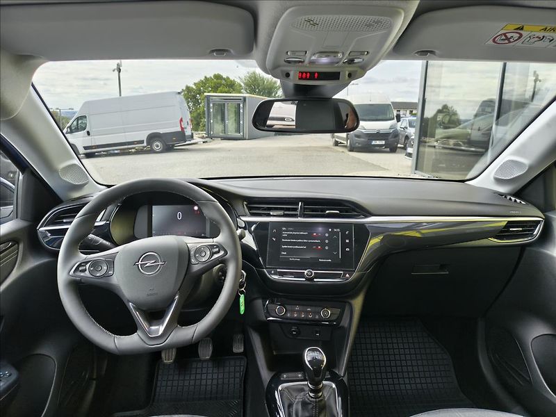 Opel Corsa 1,2 PT Elegance - fotka 2 z 16