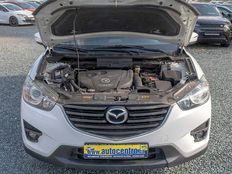 Mazda CX-5 (2016) 2.2D 110KW MAT - PERLEŤ - fotka 38 z 42