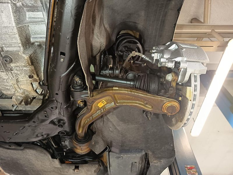 Chrysler Pacifica (2021) 3,6 LIMITED,HYBRYD,Top výbava  - fotka 46 z 50
