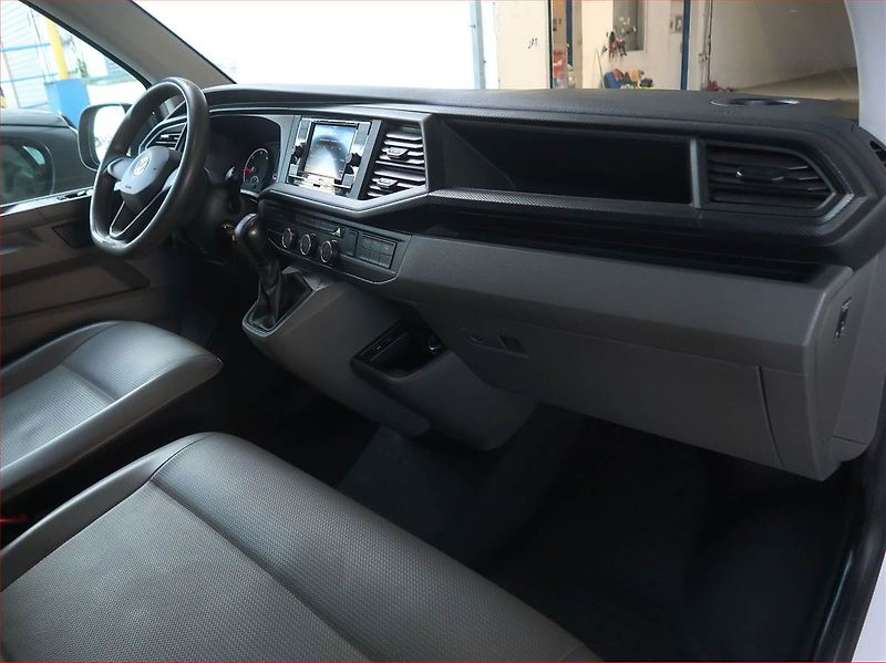 Volkswagen Transporter (2020) 2.0 TDI, L2H1 - fotka 8 z 16