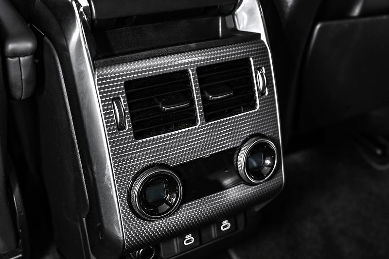 Land Rover Range Rover Sport HST - fotka 23 z 27