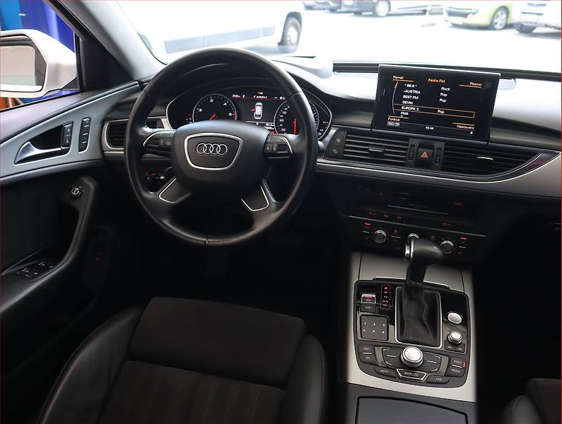 Audi A6 (2012) 3.0 TDI, 4X4, Automat, Kůže - fotka 7 z 22