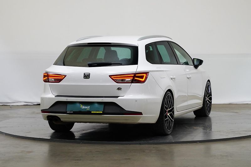 Seat Leon - fotka 2 z 26