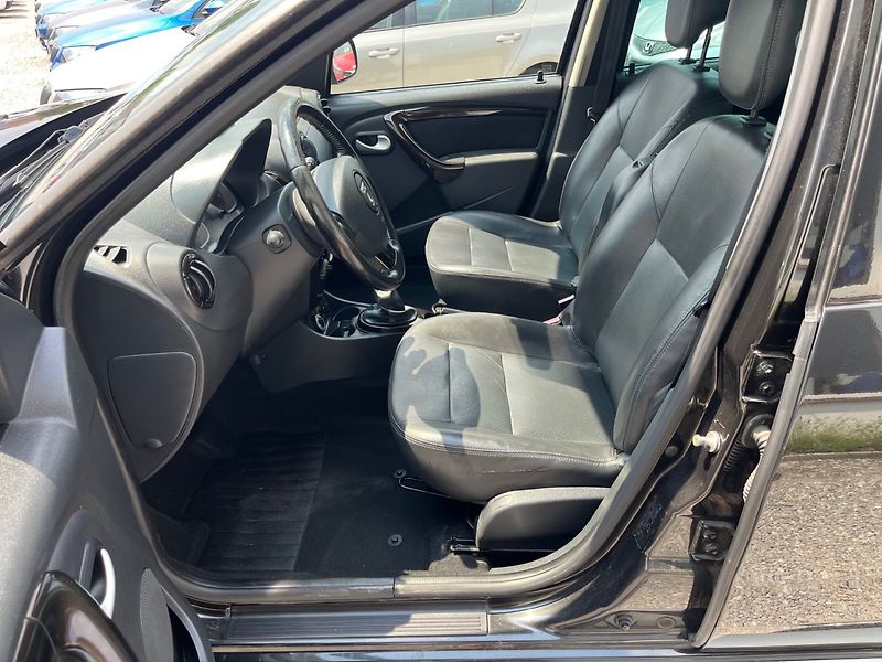 Dacia Duster (2010) 1.6 16 V  4x4 - fotka 7 z 28