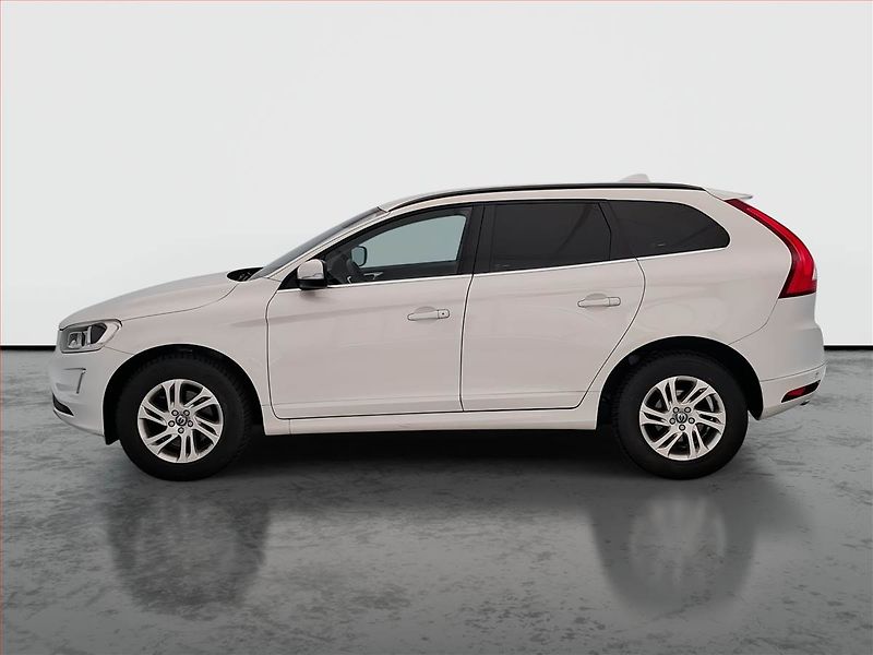 Volvo XC60 (2017) Momentum D4 - fotka 3 z 17