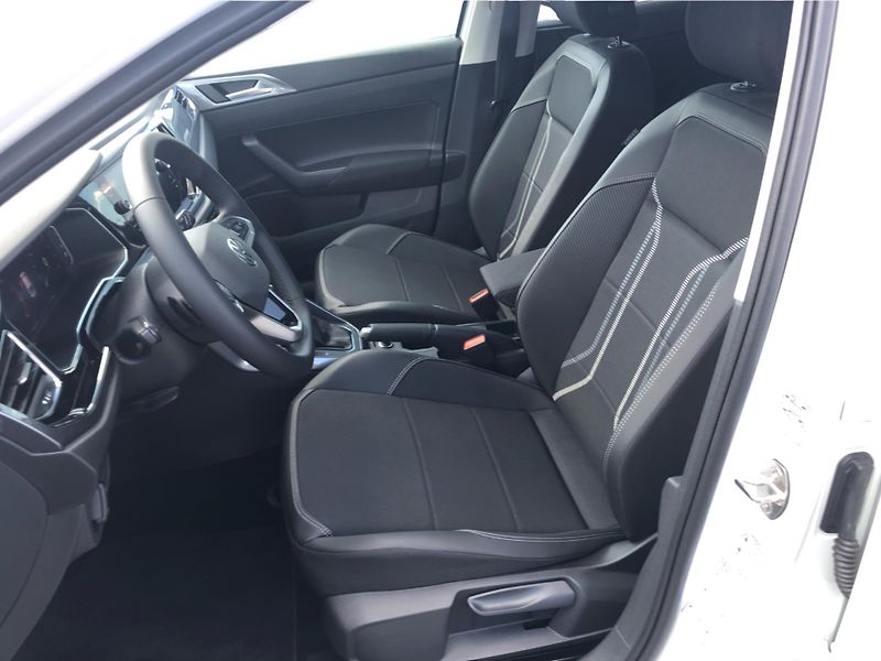 Volkswagen Taigo Friends 1,0 TSI 85 kW 7DSG - fotka 11 z 28