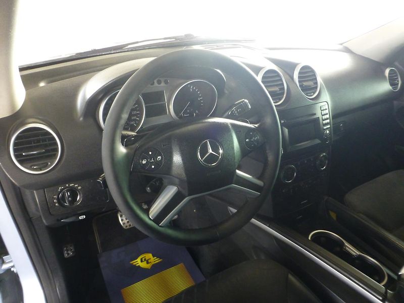 Mercedes-Benz Třídy M (2009) 450-225KW*AMG*VZDUCH**TAŽ 3,5T - fotka 11 z 26