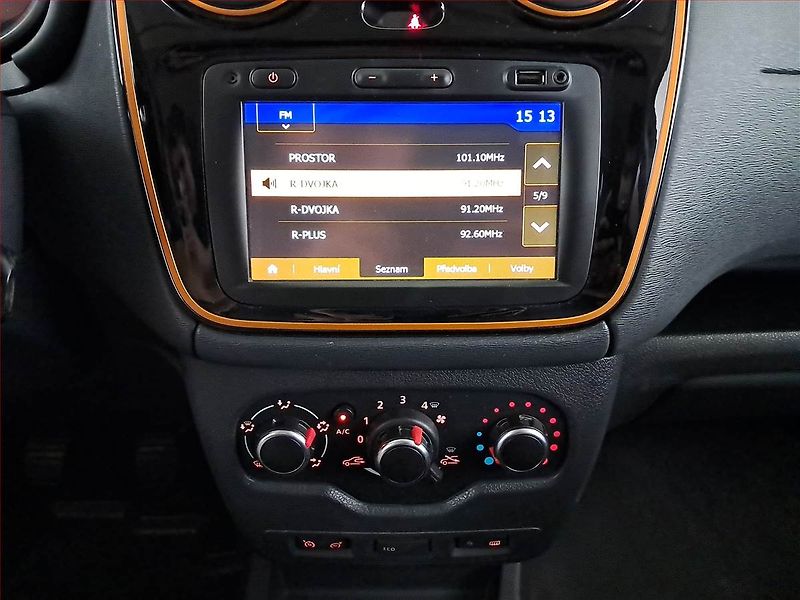 Dacia Dokker (2017) Stepway 1.2 TCe, 5Míst, ČR - fotka 12 z 19