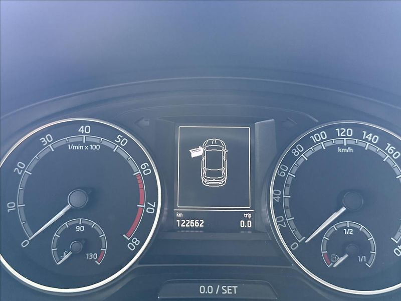 Škoda Rapid 1,0   TSI 81kW,STYLE, SERVISKA - fotka 13 z 24