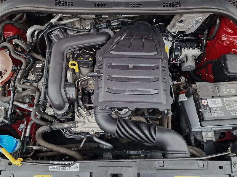Škoda Fabia 1.0TSI Tour, původ ČR, 1.Maj. - fotka 42 z 49