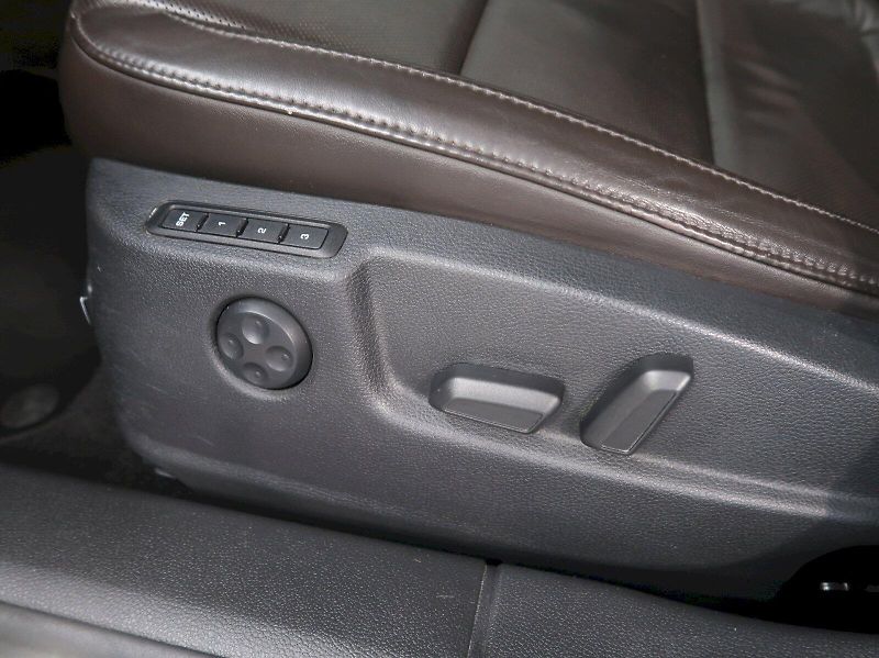 Škoda Superb (2013) L&K 2.0TDI 125KW 4x4 WEBASTO P - fotka 15 z 34