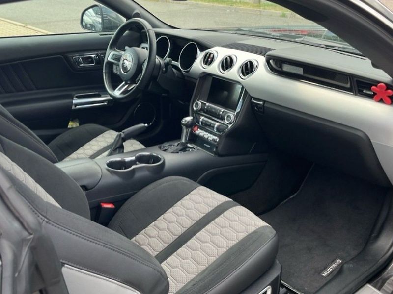 Ford Mustang 5.0i,727HP, CZ, DPH,1MAJ - fotka 13 z 14