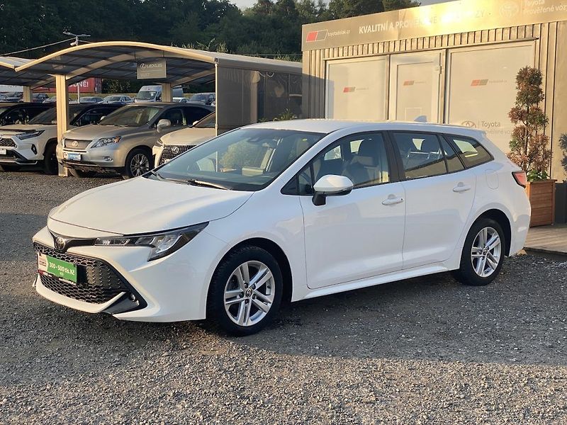 Toyota Corolla 1.2iT, ČR-1m, Active, DPH - fotka 4 z 18