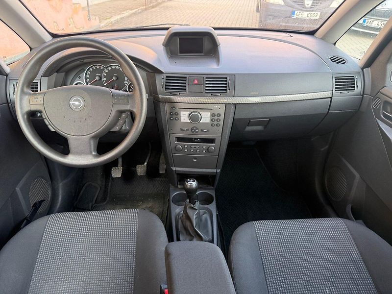 Opel Meriva (2007) 1.4 i - fotka 8 z 14