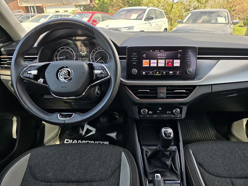 Škoda Scala 1.0TSI 70KW STYLE+ FULL LED ČR - fotka 19 z 37
