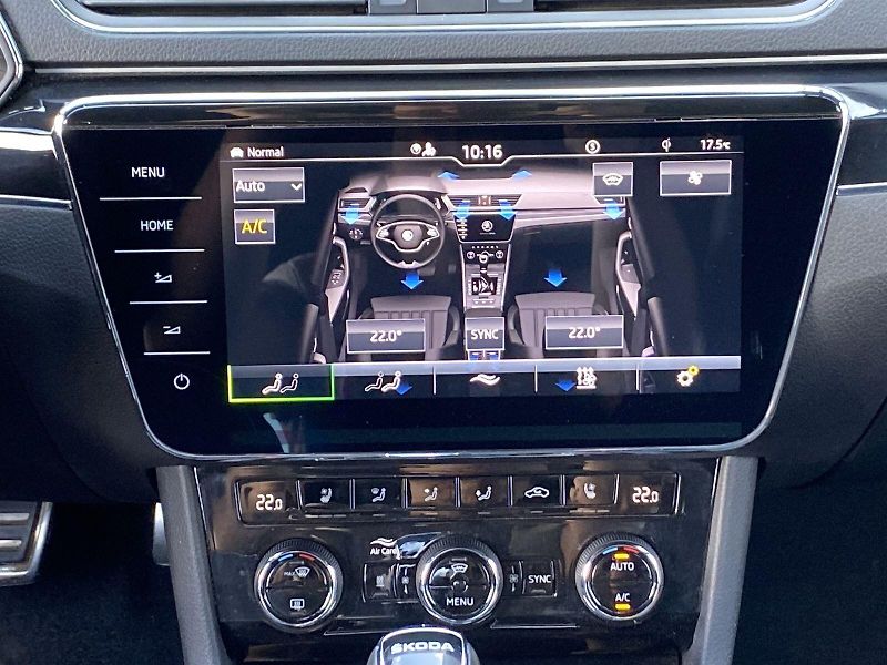 Škoda Superb (2023) Combi 2.0 TDI 4x4 DSG L&K - fotka 13 z 41