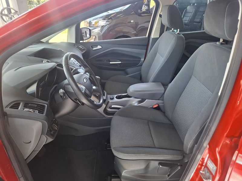 Ford C-MAX 2.0 TDCi 85KW AUT 2014 - fotka 7 z 12