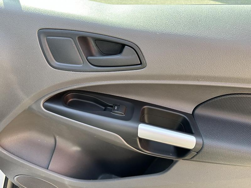 Ford Transit Connect (2019) 1,5-ecoblue-SENZORY-NAVI- L2H1 - fotka 49 z 70