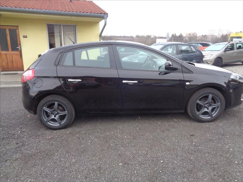 Fiat Bravo 1,3 - fotka 4 z 17