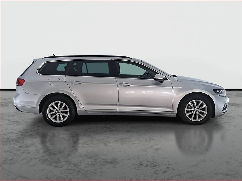 Volkswagen Passat (2020) 2.0 TDI, Automat, Navi - fotka 6 z 20