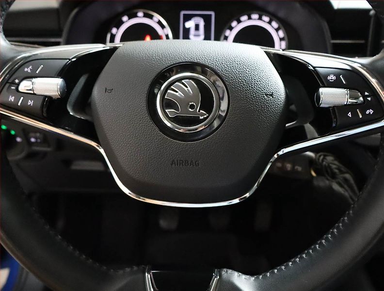Škoda Kamiq (2023) Ambition Plus 1.0 TSI, ČR - fotka 17 z 17