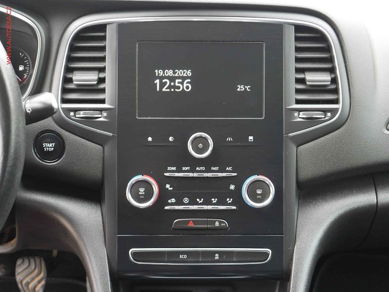 Renault Mégane (2019) 1.5 dCi, Navi - fotka 16 z 21